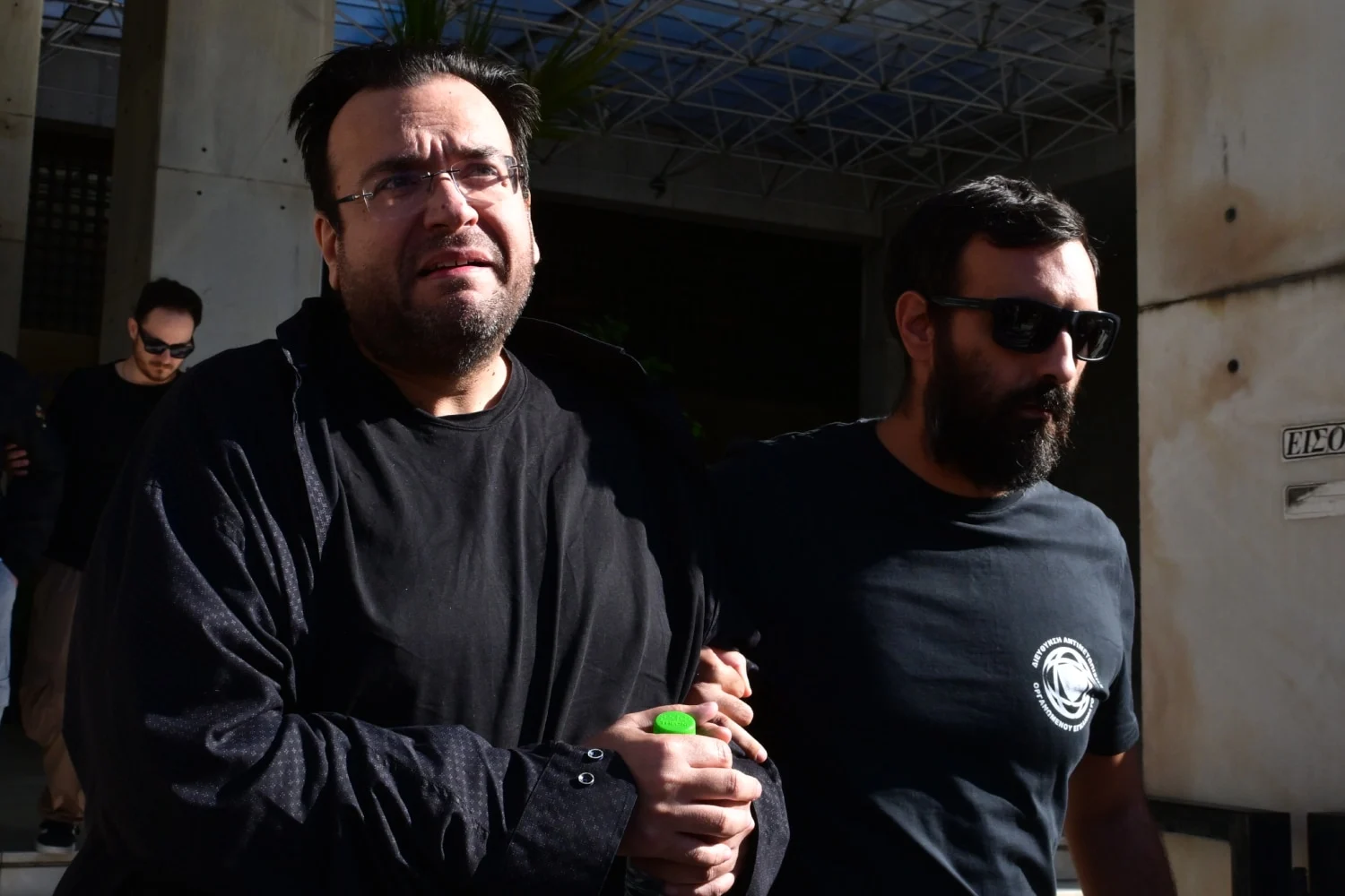 Υπόθεση Καμπούρη: «Θα απολογηθούμε την Κυριακή», λέει ο Λύτρας – Η εργαζόμενη με τα 600 ευρώ που «ξεκλείδωσε» την έρευνα - Lawandorder.gr
