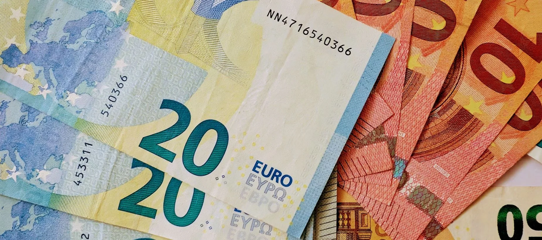 ΤτΕ: Νέο υψηλό 15ετίας για τις καταθέσεις τον Σεπτέμβριο