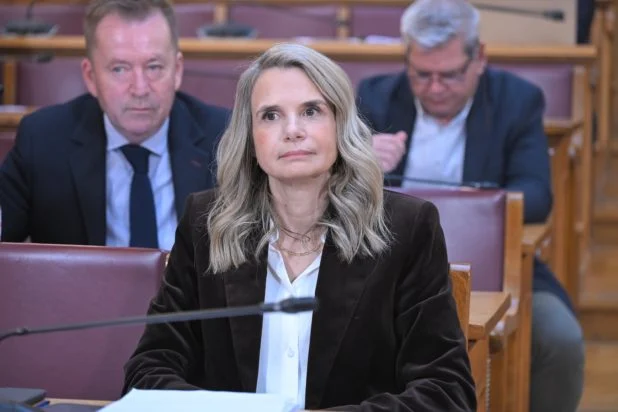 Μιλένα Αποστολάκη: «Τι δεν μας είπε ο Κυριάκος Πιερρακάκης;» - 7 ερωτήματα στον υπουργό Εθνικής Οικονομίας για τις 120 δόσεις