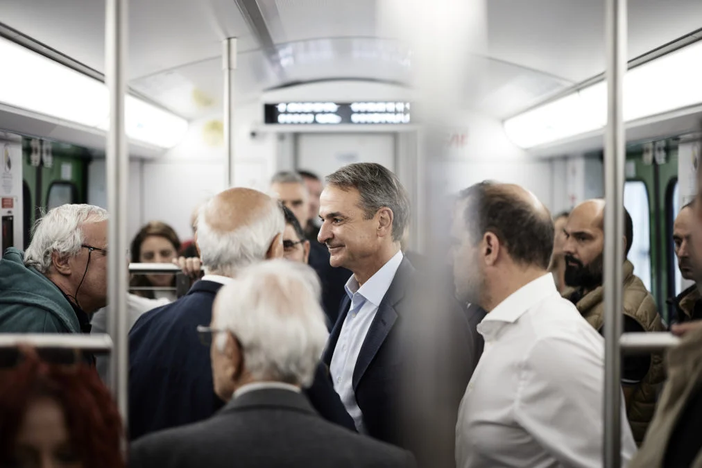 Κυριάκος Μητσοτάκης: 14 ανακατασκευασμένοι συρμοί στον Ηλεκτρικό – Στόχος η μείωση των χρονοαποστάσεων