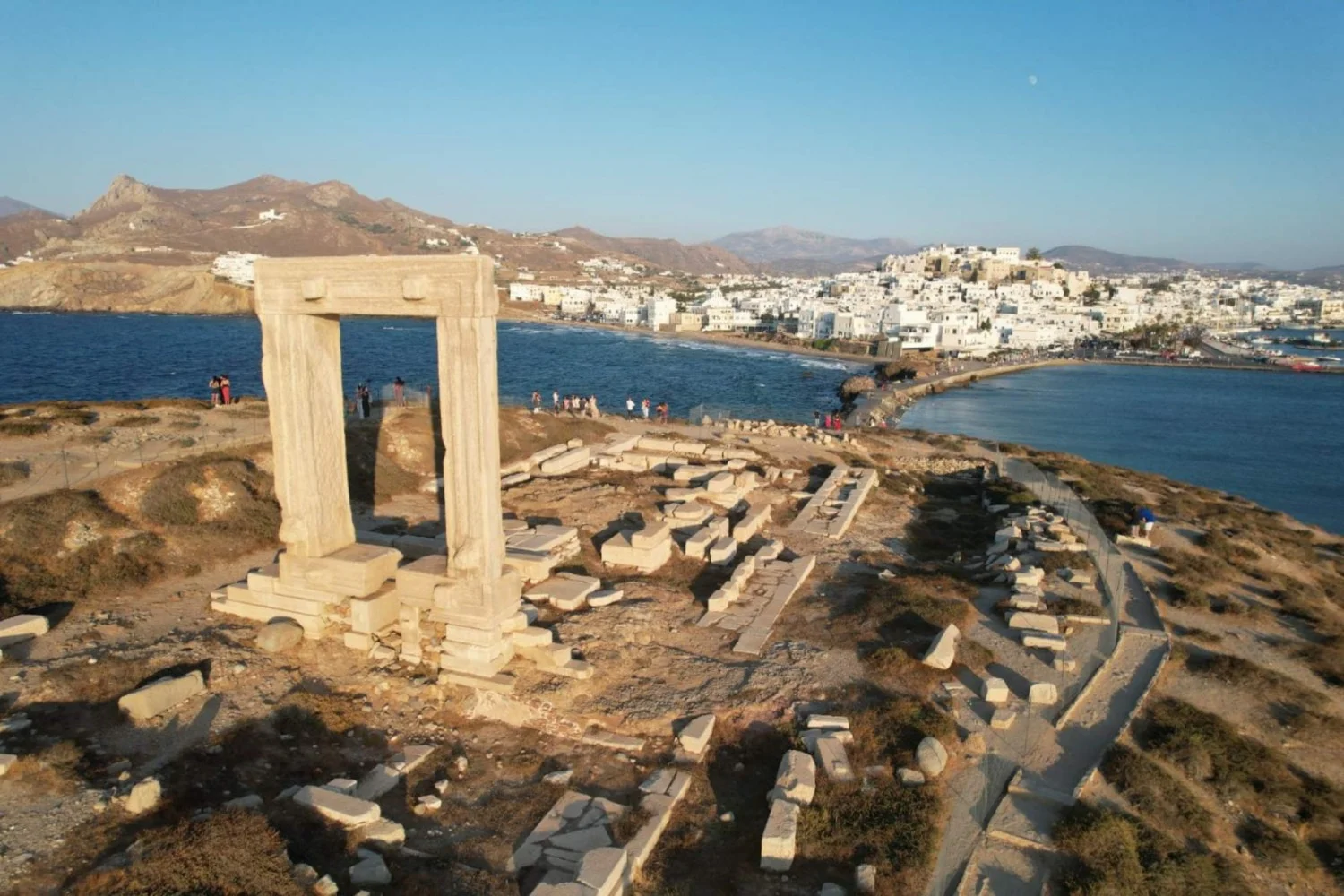 Νάξος: Επτά συλλήψεις για λαθρεμπόριο καυσίμων και δωροληψίες – Παράνομη μετάγγιση 3.650 λίτρων ναυτιλιακού πετρελαίου - Lawandorder.gr