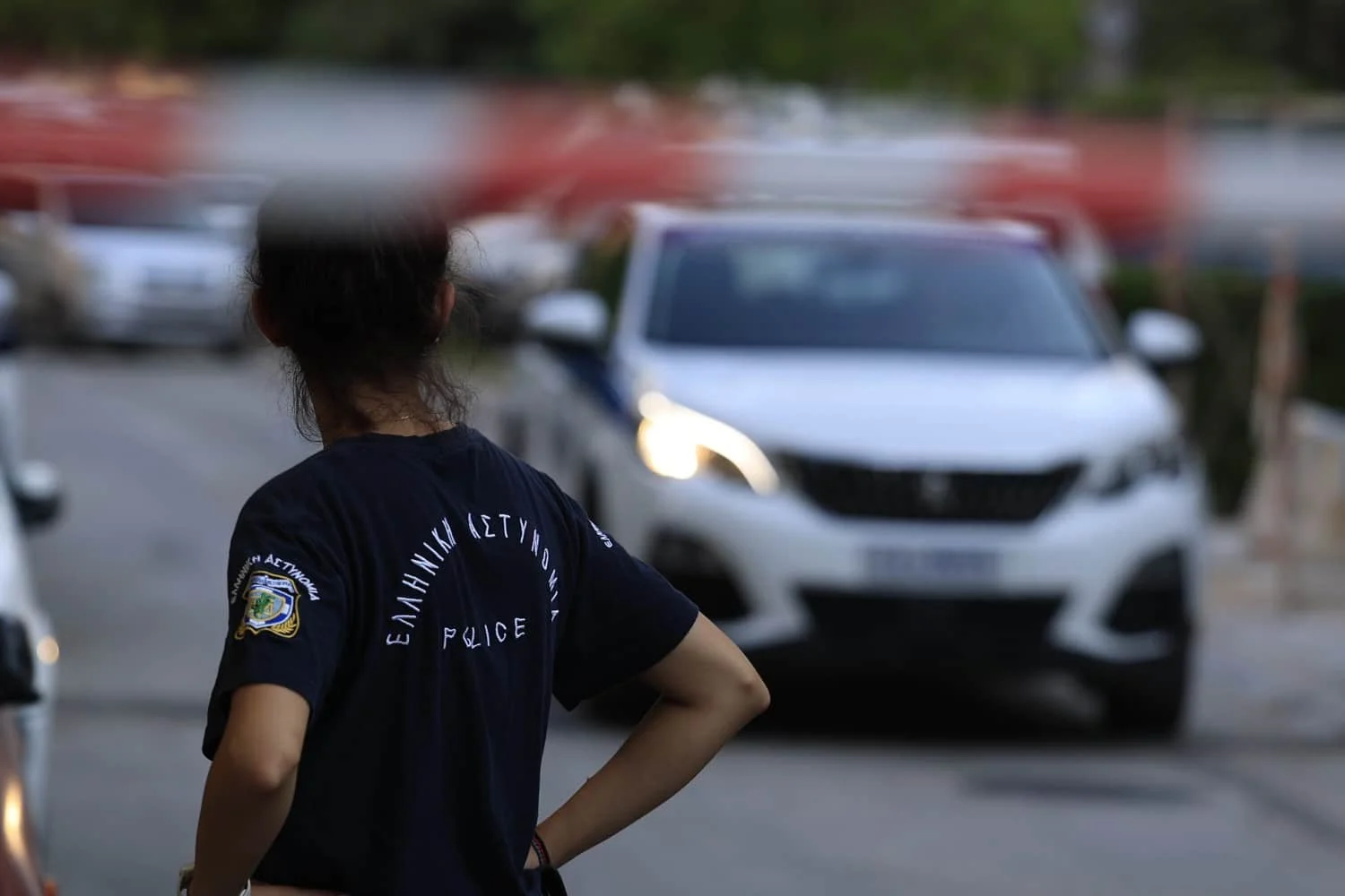 Γλυφάδα: Θρίλερ με νεκρό άνδρα από πυροβολισμούς - Βρέθηκαν πέντε κάλυκες στο σημείο - Lawandorder.gr