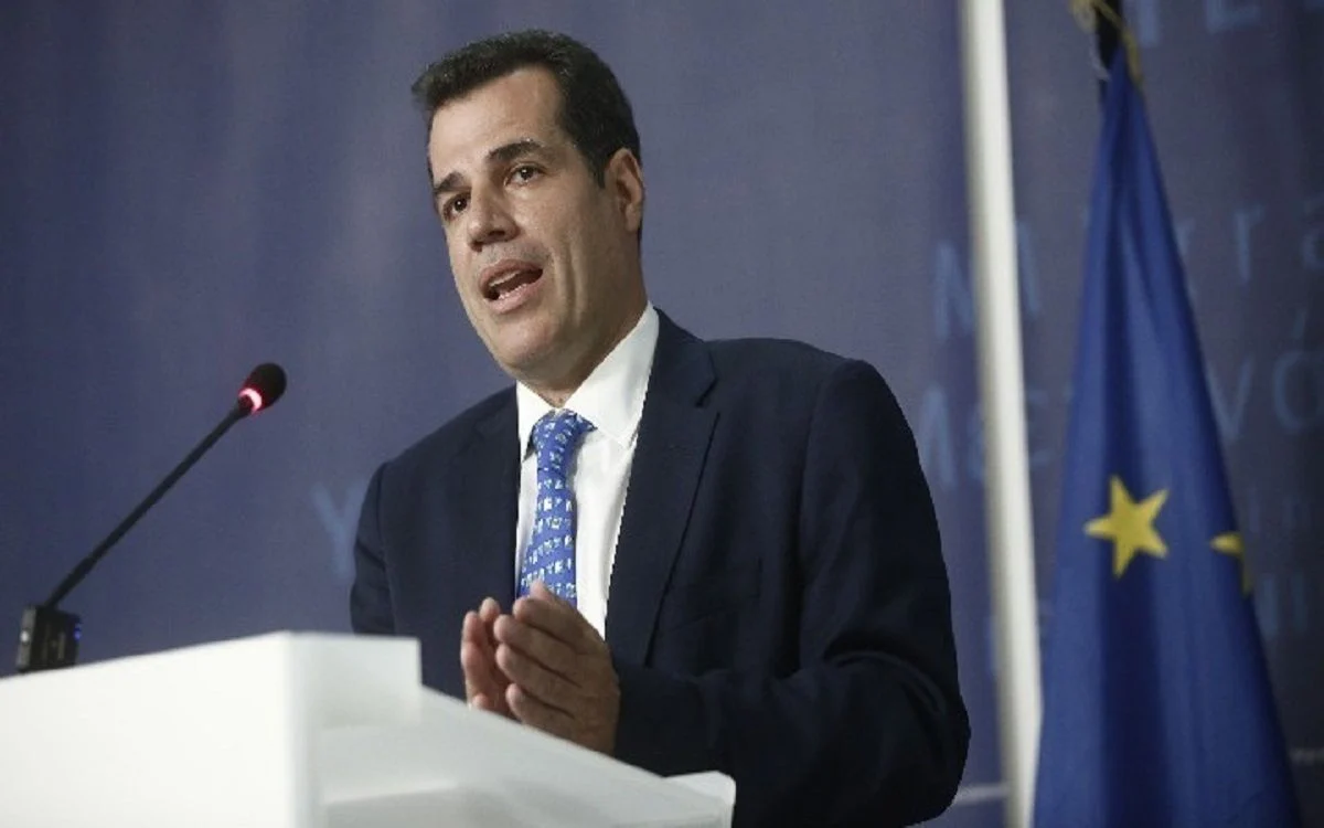 Πλεύρης: Θα αφαιρούνται Golden Visa για εικονικές εκπτώσεις και παραβίαση της απαγόρευσης βραχυχρόνιας μίσθωσης