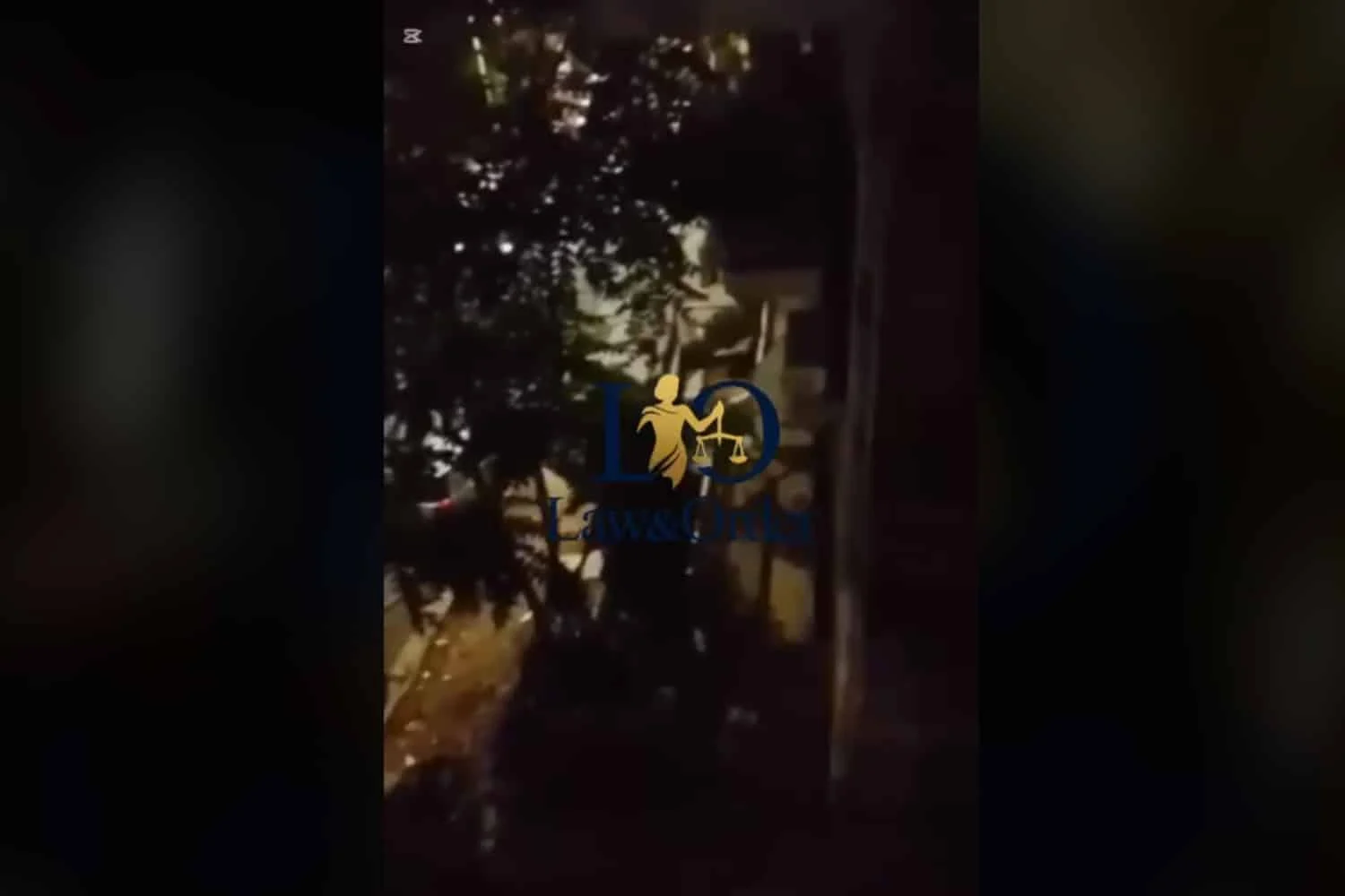 Νέα Ιωνία: Συγκλονιστικό βίντεο από την επίθεση στην οδηγό ταξί – Ο 35χρονος την κυνηγά αφού της έκοψε το αυτί - Lawandorder.gr