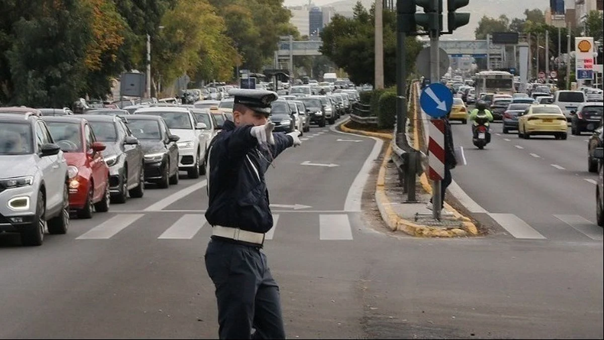 Τροχαία Αττικής: 12 νεκροί και χιλιάδες παραβάσεις τον Σεπτέμβριο