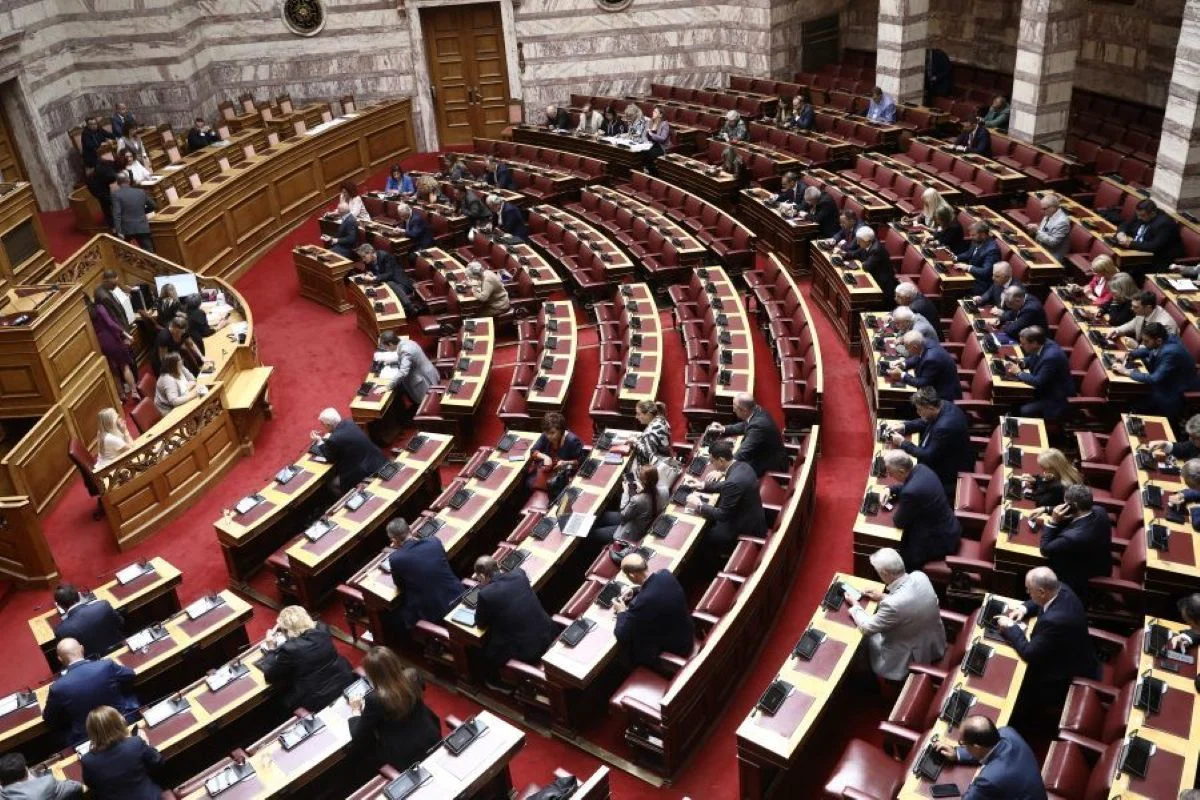 Βουλή: Ποιοι εξελέγησαν Κοσμήτορες και Γραμματείς της νέας Συνόδου