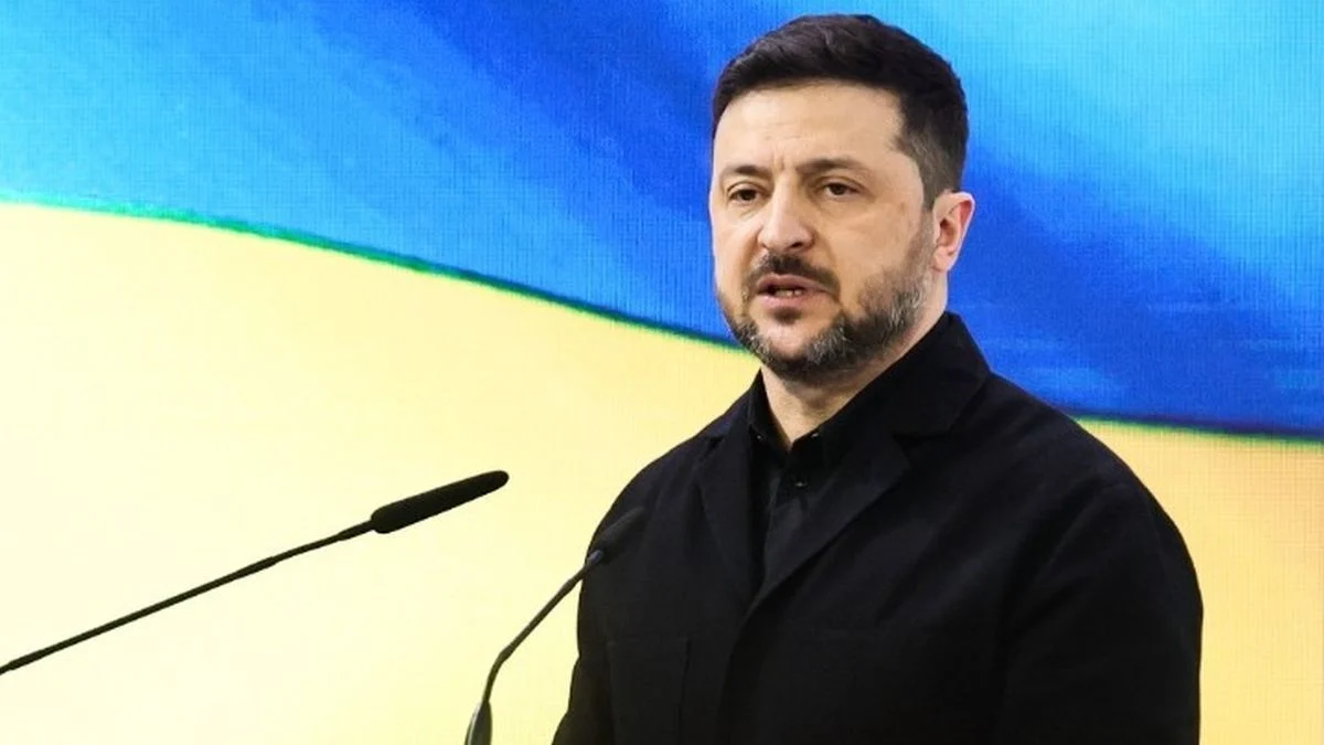 Ζελένσκι: Η Ουάσινγκτον «ανταμείβει» και «ενθαρρύνει» τον Πούτιν με το πάγωμα των κυρώσεων κατά της Ρωσίας